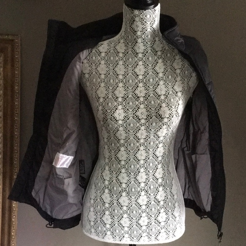 VENTURE HEATED VEST - Picture 8 of 8